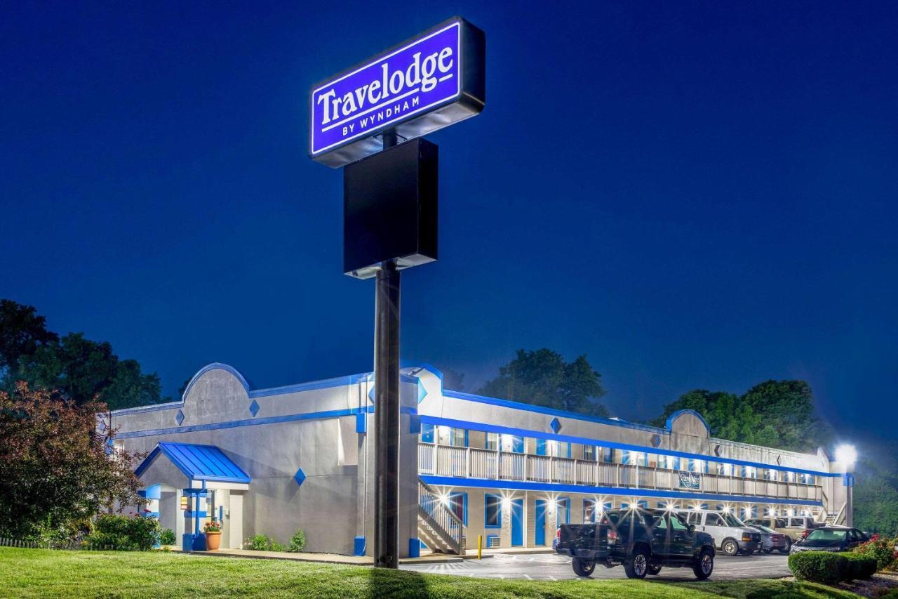 Travelodge By Wyndham Richmond In Exterior photo